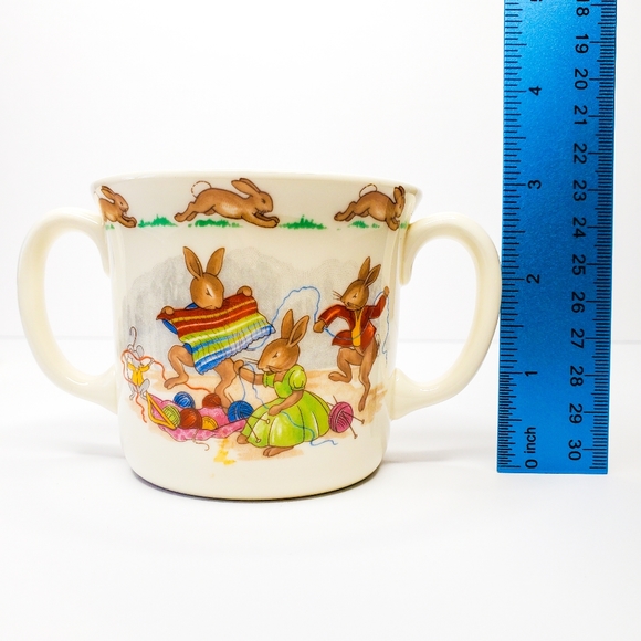 1936 Royal Doulton Bunnykins Beatrix Potter Bedtime Bowl Knitting Hug a Mug Set - Picture 8 of 13
